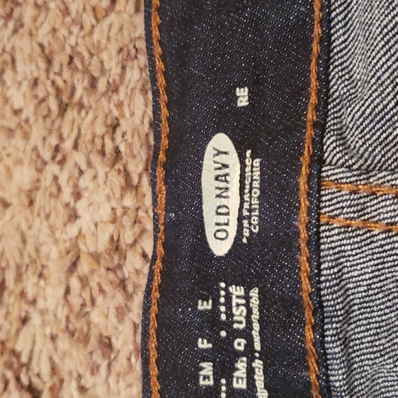 EUC Old Navy Shorts Size 18 - Picture 2 of 4